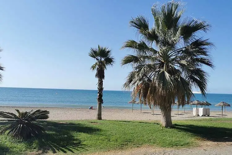 Playa de la caleta, playa urbana en la ciudad de Málaga